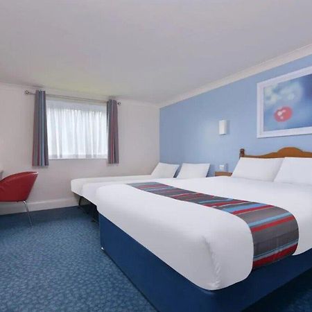 Travelodge Cardiff Airport Εξωτερικό φωτογραφία